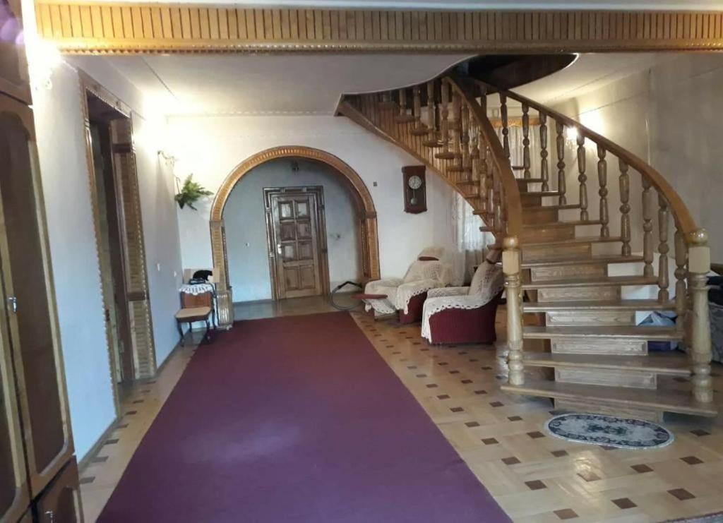 Hotel Guli Gori Esterno foto
