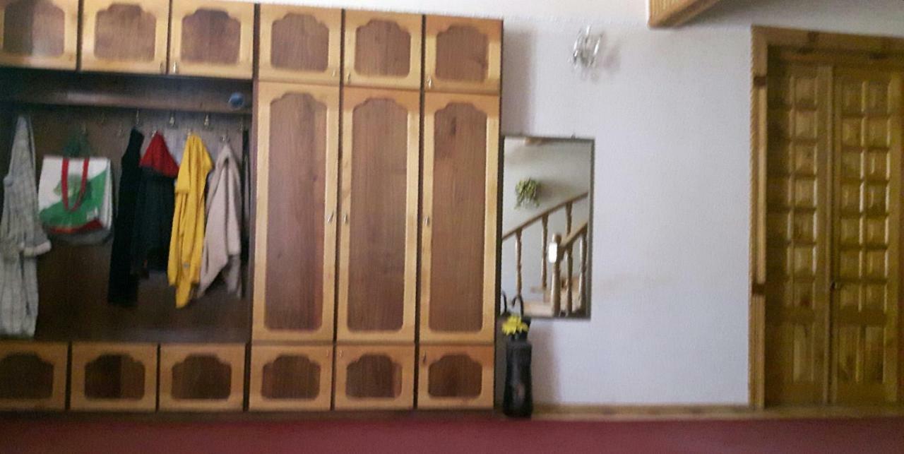 Hotel Guli Gori Esterno foto